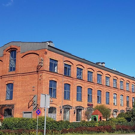 Apartament Nowy Swiat Zyrardow Buitenkant foto