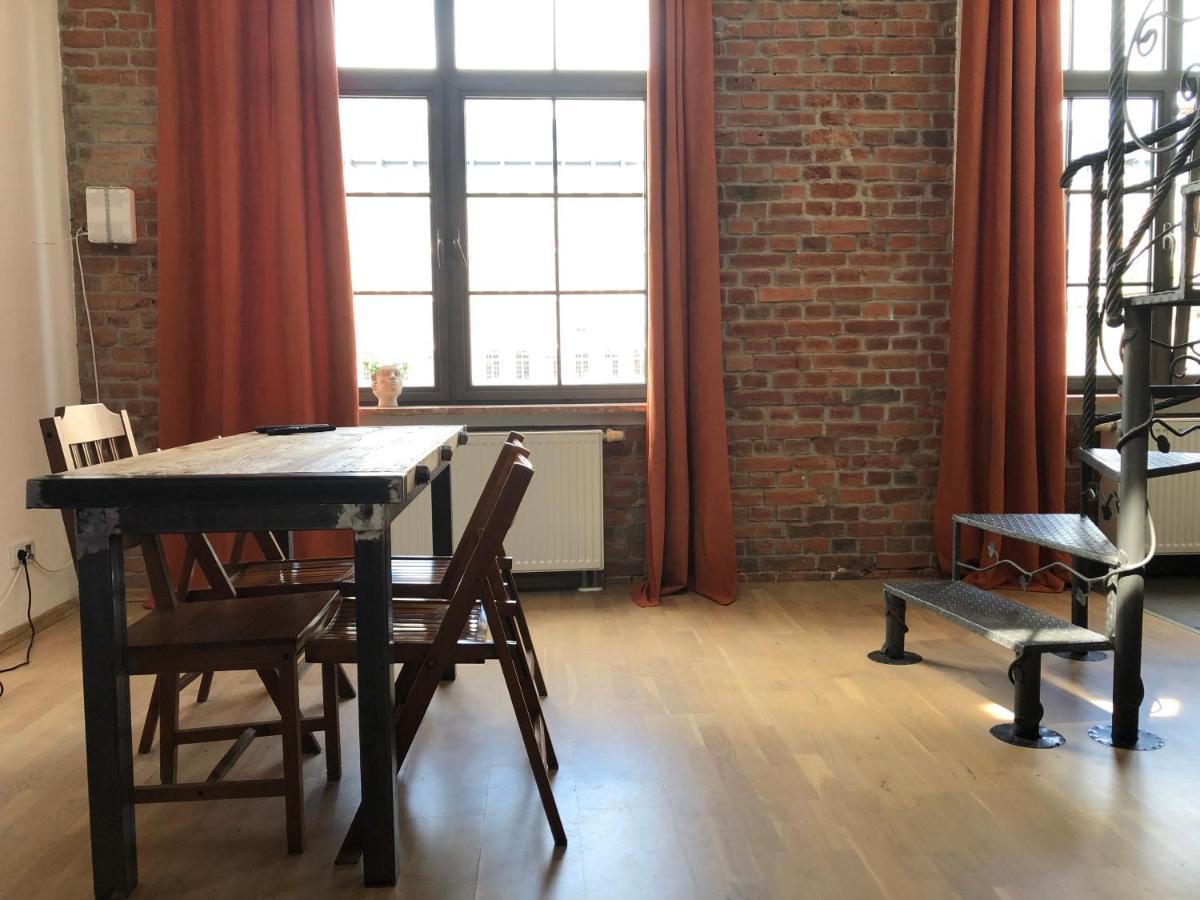 Apartament Nowy Swiat Zyrardow Buitenkant foto