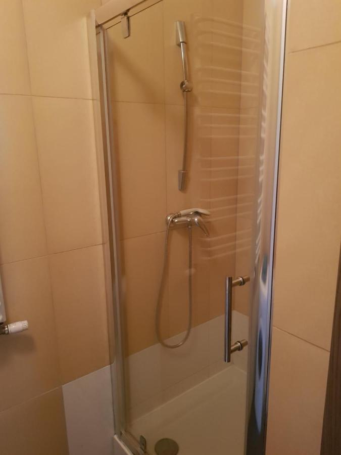 Apartament Nowy Swiat Zyrardow Buitenkant foto